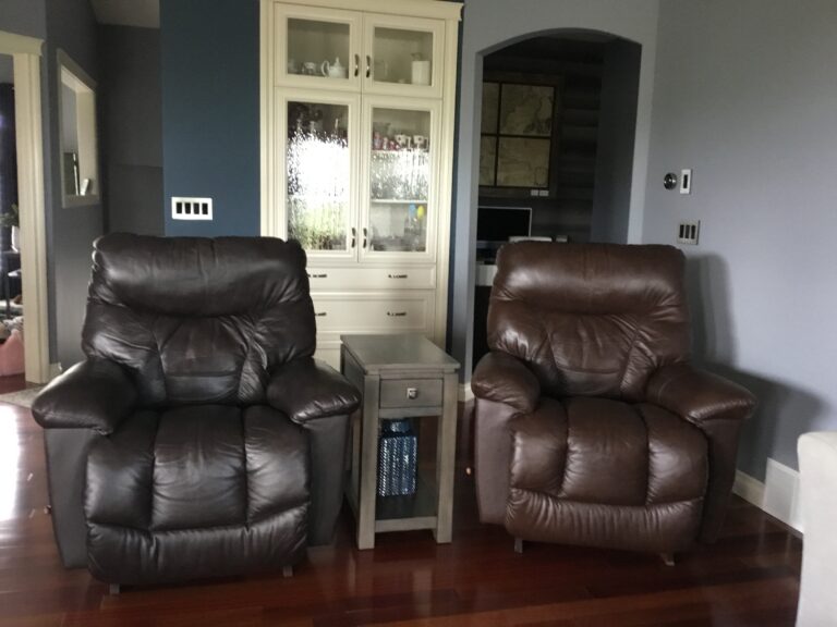 2 – Lay Z Boy Recliners