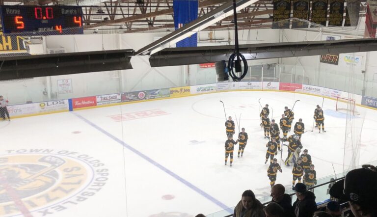 Grizzlys beat Bonnyville, remain undefeated this season in extra time