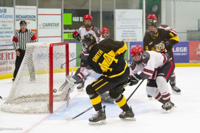 U18 AA Olds Grizzlys. (Supplied, U18AA Grizzlys - photo credit Cindy Tookey)